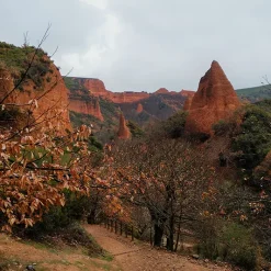 visita-guiada-a-las-medulas-y-lago-de-carucedo-